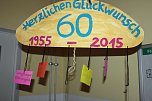 Zum 60. Spielgeräte und eine Torte (Foto: Karl-Heinz Herrmann) Zum 60. Spielgeräte und eine Torte (Foto: Karl-Heinz Herrmann)