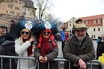 N&auml;rrinnen und Narren trotzen Wetter (2) (Foto: Karl-Heinz Herrmann)
