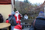 Der Weihnachtsmann kam nach Jechaburg (Foto: Karl-Heinz Herrmann) Der Weihnachtsmann kam nach Jechaburg (Foto: Karl-Heinz Herrmann)