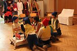 Begeisternde Weihnachtsfeier in der Schule (Foto: Karl-Heinz Herrmann) Begeisternde Weihnachtsfeier in der Schule (Foto: Karl-Heinz Herrmann)