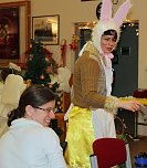 Hase Hops im Weihnachtsstress (Foto: Karl-Heinz Herrmann) Hase Hops im Weihnachtsstress (Foto: Karl-Heinz Herrmann)