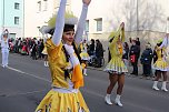 N&auml;rrinnen und Narren zogen durch die Stadt (1)  Beim gr&ouml;&szlig;ten Rosenmontagsumzug im Norden Th&uuml;ringens der heute am Vormittag auf der bekannten Route durch Sondershausen zog, war wie in den letzten Jahren  ein gro&szlig;er Publikumsmagnet...   Die Sondersh&auml;user Narren und Jecken haben auch 2017 den Rosenmontag wieder fr&ouml;hlich und beschwingt mit ihrem Umzug durch die Stadt zu einem H&ouml;hepunkt gemacht und auf (Foto: Karl-Heinz Herrmann)