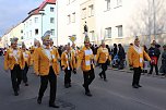 N&auml;rrinnen und Narren zogen durch die Stadt (1)  Beim gr&ouml;&szlig;ten Rosenmontagsumzug im Norden Th&uuml;ringens der heute am Vormittag auf der bekannten Route durch Sondershausen zog, war wie in den letzten Jahren  ein gro&szlig;er Publikumsmagnet...   Die Sondersh&auml;user Narren und Jecken haben auch 2017 den Rosenmontag wieder fr&ouml;hlich und beschwingt mit ihrem Umzug durch die Stadt zu einem H&ouml;hepunkt gemacht und auf (Foto: Karl-Heinz Herrmann)