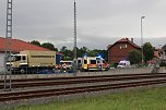 Am Gel&auml;nde des Eisenbahnvereines in der Erfurter Stra&szlig;e / Am Petersenschacht fand am sp&auml;ten Nachmittag eine Rettungsgro&szlig;&uuml;bung statt (<b>Update</b>)...  Die diesj&auml;hrigen Gro&szlig;&uuml;bung fand in der N&auml;he des Hauptbahnhofs in Sondershausen statt. Alle drei Jahr steht so eine Gro&szlig;&uuml;bung auf dem Plan. Waren es beim beim letzten Mal 30 Verletzte in einem Eisenbahnwaggon, waren dieses dieses Mal "nur" acht verl (Foto: Karl-Heinz Herrmann)