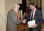 Ehrengabe an Akademiedirektor (Foto: Karl-Heinz Herrmann)
