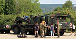 Mögliche Berufe bei der Bundeswehr vorgestellt (Foto: Bw Robert Fuchs) Mögliche Berufe bei der Bundeswehr vorgestellt (Foto: Bw Robert Fuchs)