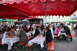 Erfolgreich ins Weinfest gestartet (Foto: Karl-Heinz Herrmann)