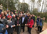 Einweihung Hängeseilbrücke (Foto: Landratsamt Kyffhäuserkreis) Einweihung Hängeseilbrücke (Foto: Landratsamt Kyffhäuserkreis)