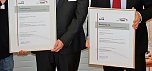 Gütezertifikate für Technisches Sicherheitsmanagement übergeben (Foto: Karl-Heinz Herrmann) Gütezertifikate für Technisches Sicherheitsmanagement übergeben (Foto: Karl-Heinz Herrmann)