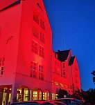 &Uuml;ber Bad Frankenhausen leuchtete es ROT (Foto: Licht produktiv)