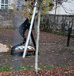 Spielplatzsanierung fast abgeschlossen (Foto: Karl-Heinz Herrmann) Spielplatzsanierung fast abgeschlossen (Foto: Karl-Heinz Herrmann)