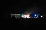 LKW-Brand auf einem Feld (Foto: S.Dietzel)