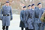 Gel&ouml;bnis neuer Soldatinnen und Soldaten der Bundeswehr im Lustgarten im Schloss Sondershausen  (Foto: Eva Maria Wiegand)
