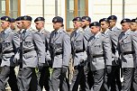Feierliche Vereidigung von 71 Bundeswehrsoldaten und Soldatinnen auf dem Sondersh&auml;user Marktplatz (Foto: Eva Maria Wiegand)
