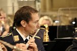Vor ausverkauftem Haus fand gestern das Benefizkonzert des Luftwaffenmusikkorps Erfurt und die Verleihung der Ehrenamtspreise der Stadt Sondershausen statt. (Foto: Eva Maria Wiegand) Vor ausverkauftem Haus fand gestern das Benefizkonzert des Luftwaffenmusikkorps Erfurt und die Verleihung der Ehrenamtspreise der Stadt Sondershausen statt. (Foto: Eva Maria Wiegand)