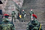 Verleihung des Fahnenbandes vor dem Kyffh&auml;user Denkmal (Foto: Eva Maria Wiegand)