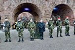 Verleihung des Fahnenbandes vor dem Kyffh&auml;user Denkmal (Foto: Eva Maria Wiegand)