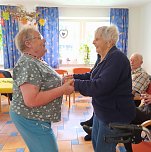 Sommerfest mit Tanz und Grillen in der Tagespflege Ebeleben (Foto: Babett Esche)