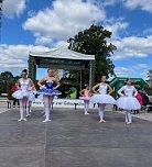 Das Tanzstudio Radeva begeistert bei Auftritten in Nordhausen und Sondershausen (Foto: Dimitar Radev) Das Tanzstudio Radeva begeistert bei Auftritten in Nordhausen und Sondershausen (Foto: Dimitar Radev)