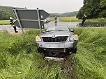 Unfall zwischen Toba und Dietenborn (Foto: S. Dietzel) Unfall zwischen Toba und Dietenborn (Foto: S. Dietzel)