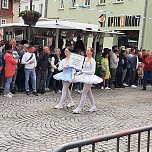 Tanzschule Radeva zu Pfingsten in Sondershausen (Foto: H.Wernig) Tanzschule Radeva zu Pfingsten in Sondershausen (Foto: H.Wernig)
