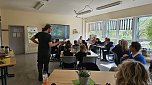 Mit Hilfe von Landschaftsplanern und Architekten er&ouml;rterten Sch&uuml;ler aus Heldrungen, wie sie ihre Schule klimaresilienter machen k&ouml;nnen.  (Foto: IBKM)