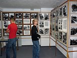 Ausstellung und Zeitzeugengespräch (Foto: Karl-Heinz Herrmann) Ausstellung und Zeitzeugengespräch (Foto: Karl-Heinz Herrmann)