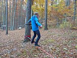 Slackline &uuml;bergeben (Foto: Karl-Heinz Herrmann)