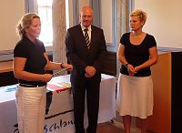 Auszeichnung für Ausbildungsbetriebe Bild: Auszeichnung für Ausbildungsbetriebe