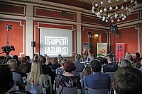 Bild: Dringend gesucht: Azubis!