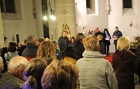 Friedensgebet mit Friedensmarsch Bild: Friedensgebet mit Friedensmarsch