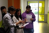 An der Lessing-Schule wurde gestern die dritte Runde des "Tags in der Praxis" mit einer Berufsmesse eingeläutett Bild: An der Lessing-Schule wurde gestern die dritte Runde des "Tags in der Praxis" mit einer Berufsmesse eingeläutett