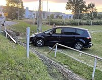 Mit zwei Promille auf den Sportplatz gerauscht Bild: Mit zwei Promille auf den Sportplatz gerauscht