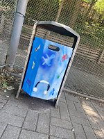 Bild: Sch&uuml;lerinnen und Sch&uuml;ler gestalteten die Abfallk&ouml;rbe im &Ouml;stertal um