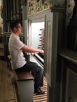 Organist an der Strobelorgel Bild: Organist an der Strobelorgel