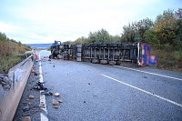 KKW kippt auf der A38 um Bild: KKW kippt auf der A38 um