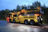KKW kippt auf der A38 um Bild: KKW kippt auf der A38 um