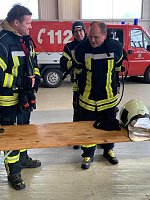 Bild: Feuerwehr&uuml;bung in Greu&szlig;en
