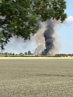 Bild: Hoher Sachschaden bei Feldbrand