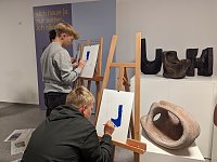 Die Schülerinnen und Schüler der Regelschule am Franzberg durften die Werke von Heinz Scharr eigenständig interpretieren Bild: Die Schülerinnen und Schüler der Regelschule am Franzberg durften die Werke von Heinz Scharr eigenständig interpretieren