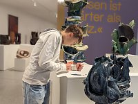 Die Schülerinnen und Schüler der Regelschule am Franzberg durften die Werke von Heinz Scharr eigenständig interpretieren Bild: Die Schülerinnen und Schüler der Regelschule am Franzberg durften die Werke von Heinz Scharr eigenständig interpretieren
