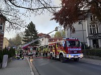 Die Feuerwehren in Sondershausen und Ebeleben versuchen das Feuer zu löschen. Bild: Die Feuerwehren in Sondershausen und Ebeleben versuchen das Feuer zu löschen.