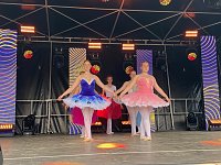 Die Tänzerinnen des Tanzstudios Radeva begeisterten beim Residenzfest in Sondershausen. Bild: Die Tänzerinnen des Tanzstudios Radeva begeisterten beim Residenzfest in Sondershausen.