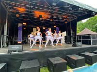 Die Tänzerinnen des Tanzstudios Radeva begeisterten beim Residenzfest in Sondershausen. Bild: Die Tänzerinnen des Tanzstudios Radeva begeisterten beim Residenzfest in Sondershausen.