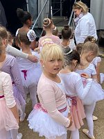 Die Tänzerinnen des Tanzstudios Radeva begeisterten beim Residenzfest in Sondershausen. Bild: Die Tänzerinnen des Tanzstudios Radeva begeisterten beim Residenzfest in Sondershausen.