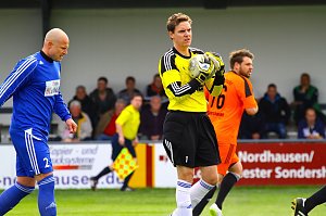 Wackers Reserve schlägt die Eintracht mit 2:0