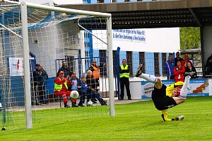 Wackers Reserve schlägt die Eintracht mit 2:0