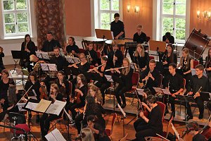 Mitrei&szlig;endes Konzert zum Nationalfeiertag