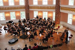 Mitrei&szlig;endes Konzert zum Nationalfeiertag