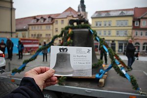 Die erste Glocke f&uuml;r Trinitatiskirche in der Stadt
